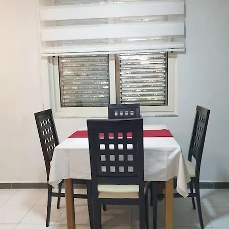 27 Center House 펜션